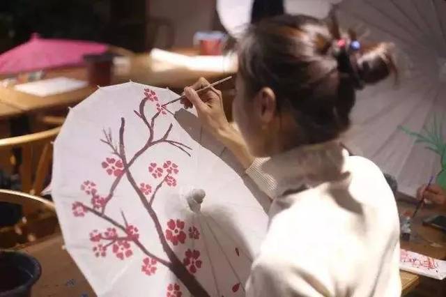 pg国际008国际官网-广告语的伪诗歌化(图1) 008pg国际